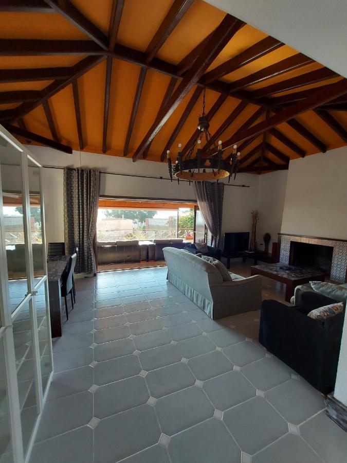 Villa Con Piscina Privada Torremolinos Kültér fotó