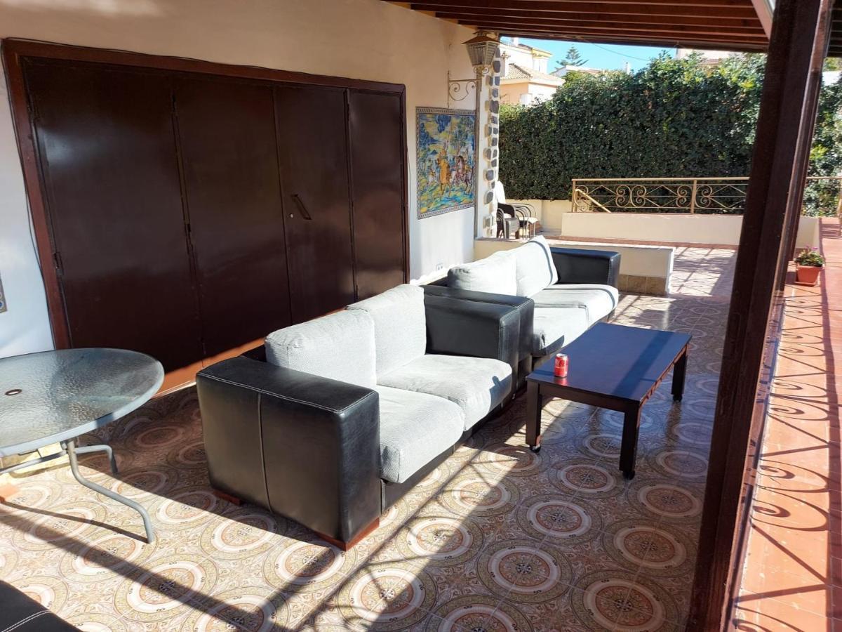 Villa Con Piscina Privada Torremolinos Kültér fotó