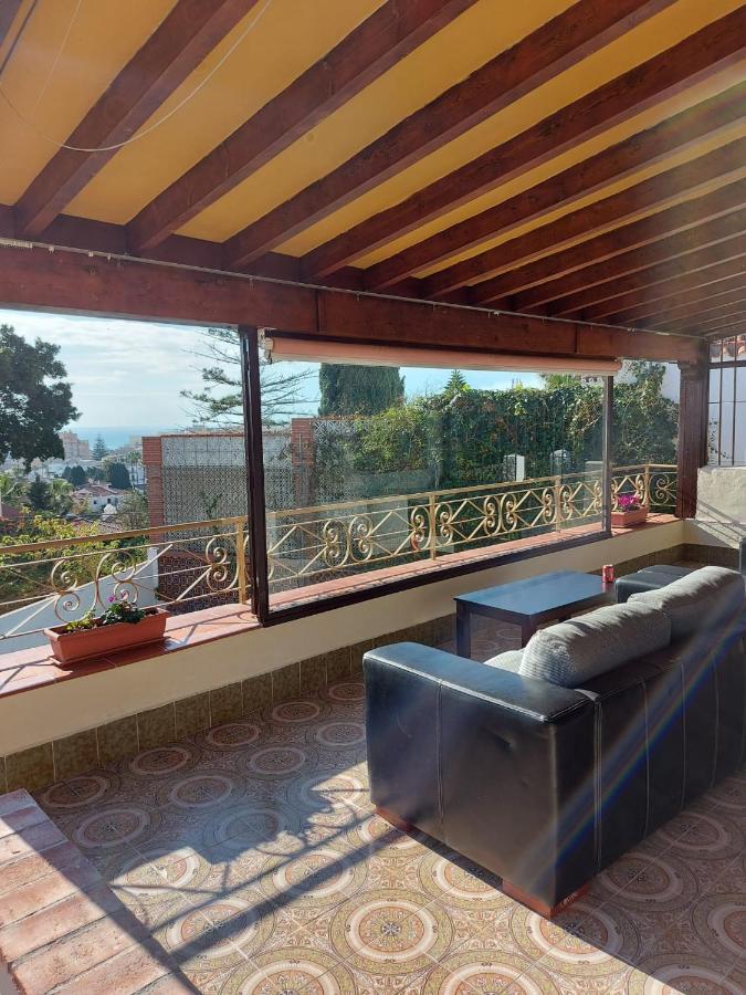 Villa Con Piscina Privada Torremolinos Kültér fotó