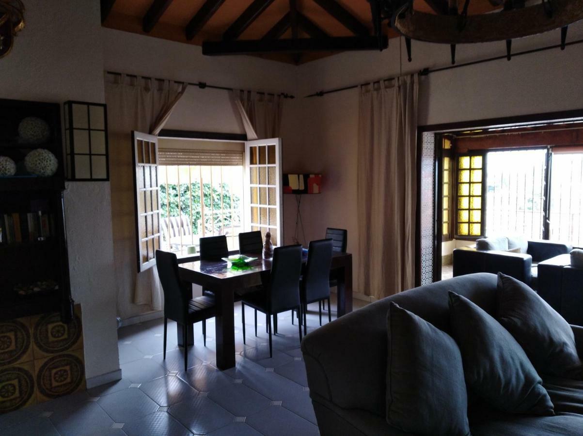 Villa Con Piscina Privada Torremolinos Kültér fotó