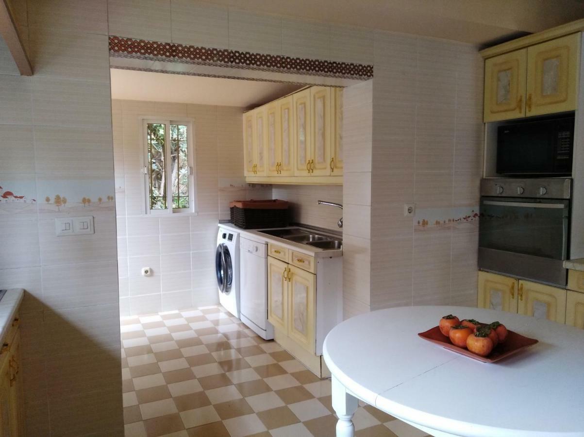 Villa Con Piscina Privada Torremolinos Kültér fotó
