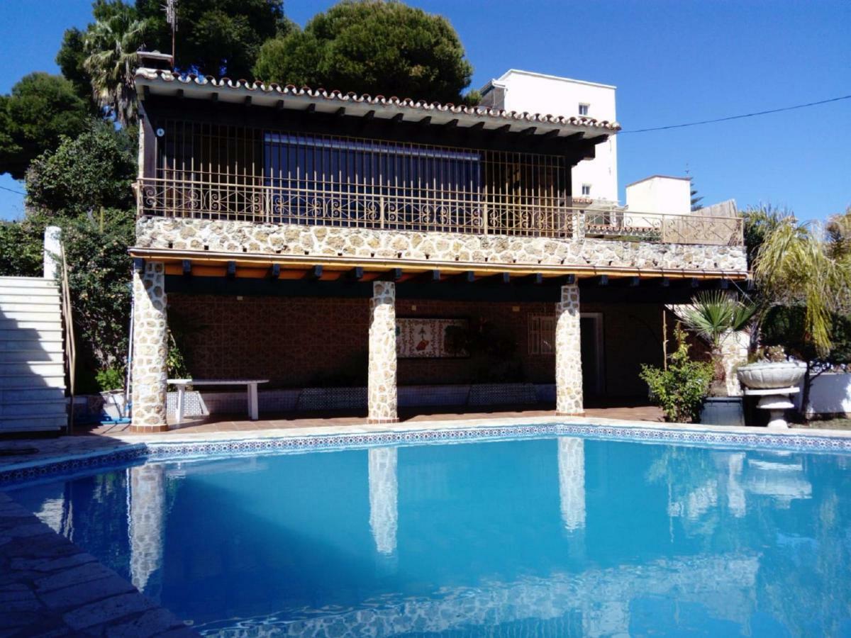 Villa Con Piscina Privada Torremolinos Kültér fotó