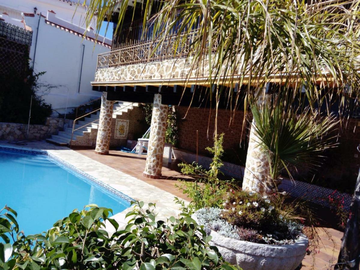 Villa Con Piscina Privada Torremolinos Kültér fotó